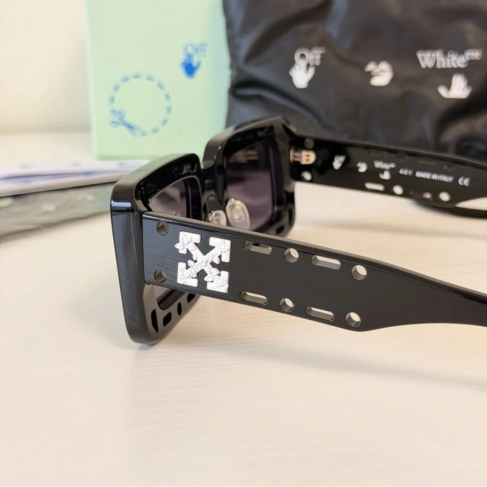New! Off-White Black Sunglasses, OERI025 1007, Unisex, Authentic